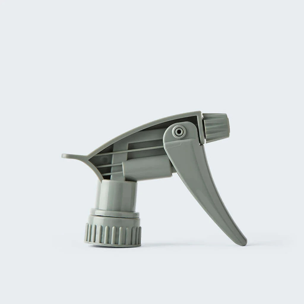 Duel Autocare- Dilution Bottle With Chemical Resistant Sprayer - Marked Ratios